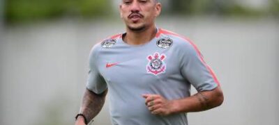 Com provável volta de Ralf, Loss tem dificuldade para decidir titular