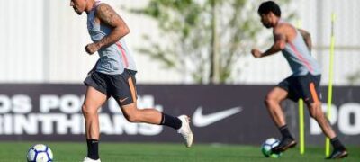 Douglas estreia e Corinthians terá quatro mudanças contra o Cruzeiro