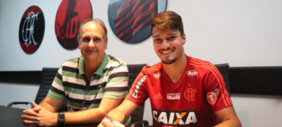 Flamengo amplia contratos de Rodinei e Matheus Thuler