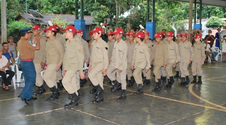 Bombeirinhos e Florestinhas de Jardim são graduados durante solenidade no SCFV Nossa Gente
