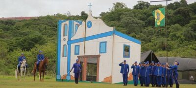 Peça Epopéia dos Dourados e realizada em Antonio João
