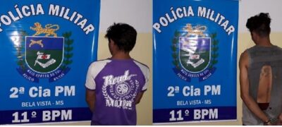 PM de Bela Vista prende dois homens em flagrante, recupera motoneta furtada e apreende arma de fogo