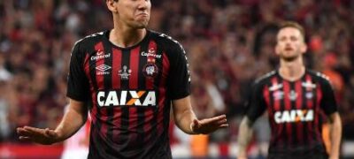 Lodi fala em ficar no Atlético-PR, mas avisa: “É difícil, chega muita coisa”