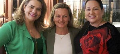 Antônio João: Município expõe em evento nacional experiência de incluir florais no SUS