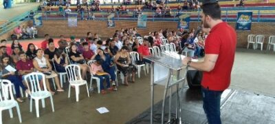 Parceria entre prefeitura e empresa oferece 70 vagas de estágio para jovens