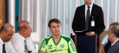 Após Bolsonaro usar camisa pirata do Palmeiras, entidade ressalta ‘importância de identificar o original’