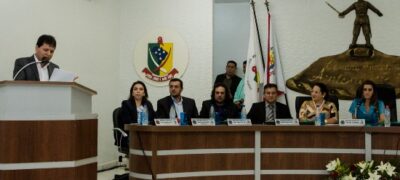 Antônio João Secretário de Governo leva mensagem ao Legislativo