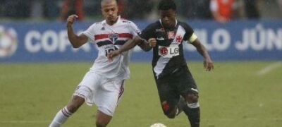 Tite chama jogador do Vasco para integrar seleção em amistosos na Europa
