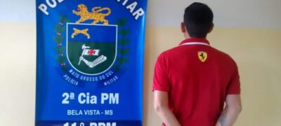 Polícia Militar cumpre um mandado de prisão e apreende adolescente infrator, em Bela Vista