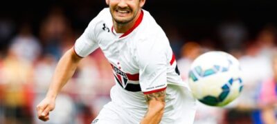 São Paulo vence concorrência de rivais e acerta retorno de Alexandre Pato