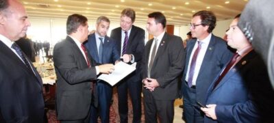 Presidente do Paraguai anuncia segunda ponte na fronteira com MS
