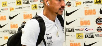 Ralf celebra oitavo título no Corinthians e ganha missão de Carille: virar zagueiro no futuro