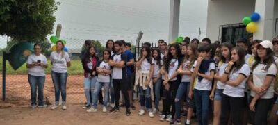 Escola Clotilde Gonçalves de Castro Pinto em parceria com o Colégio Cefron realizaram o projeto Páscoa na Escola