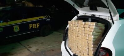 PRF apreende 120 quilos de cocaína  em porta malas de veículo