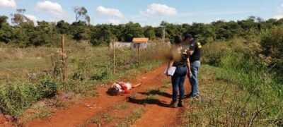 Mulher encontrada morta tem 27 anos e estava com corda amarrada ao pescoço