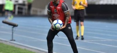 Sem abdicar de estilo, Sampaoli espera dificuldades em gramados ruins