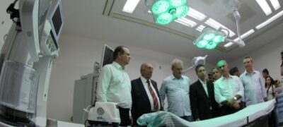 Secretário assina convênio de R$1,7 milhão e cumpre promessa com Hospital do Trauma