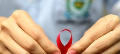 Outubro Rosa: Leis, prevenção e solidariedade contra o câncer de mama