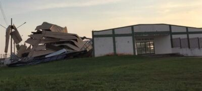 Temporal com ventos fortes e queda de granizo provoca estragos em Bela Vista