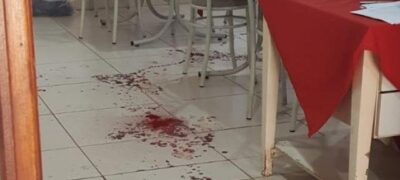 Homem atira para matar ex-mulher e acaba baleando dono de restaurante