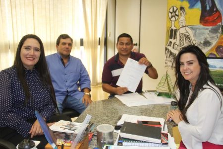 Vereadores buscam apoio do governo para projetos culturais, réveillon e carnaval