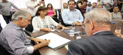 Governo firma cooperação com Organização Pan-Americana da Saúde para redução da mortalidade materna e infantil