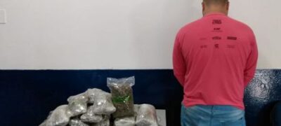 Polícia Militar apreende quase 8 Kg de maconha durante abordagem a ônibus no distrito de Boqueirão