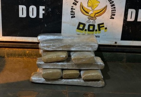 Policiais do DOF apreende maconha escondida em travesseiro que seria vendida em boates de Campo Grande