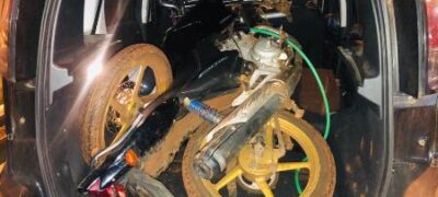 Menor é apreendido pelo DOF levando moto furtada dentro de carro roubado para Amambai