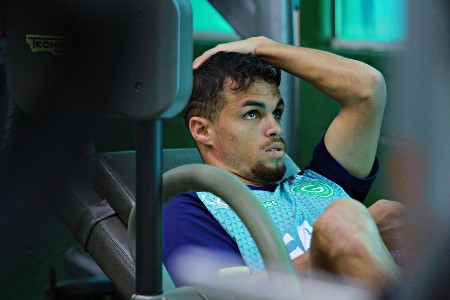 Reunião entre Goiás e Flamengo por Michael termina sem acordo: “Encerramos o primeiro tempo”