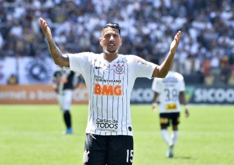 Cruzeiro se interessa por Ralf e estuda oferecer jogadores em troca ao Corinthians