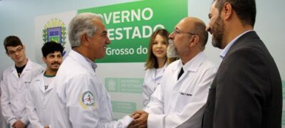 Reinaldo Azambuja anuncia liberação de R$ 860 mil para estruturação do curso de Medicina da UEMS