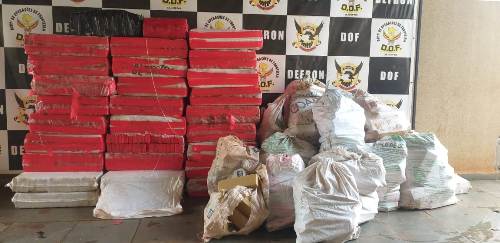 DOF apreende mais de mil quilos de maconha em carro e caminhonete em Glória de Dourados
