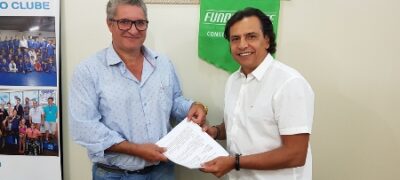 Prefeito de Japorã firma parceria com a Fundesporte para realização de atividades no município