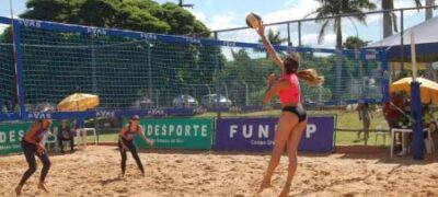 Gêmeas três-lagoenses, corumbaense e campo-grandense representarão MS em circuito de vôlei nacional