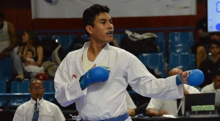 Contemplado pelo Bolsa Atleta garante vaga na seleção brasileira de karatê pelo quinto ano consecutivo