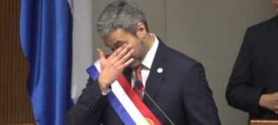 Presidente do Paraguai chora ao decretar aumento da quarentena no país