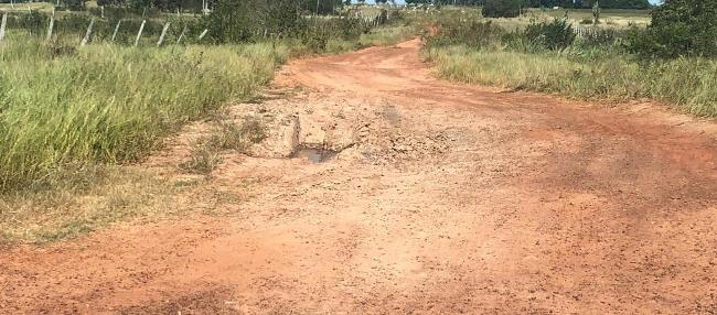 Vereador Marquinhos Lino cobra melhorias na estrada da Vila Coco