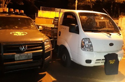 Caminhão com sinais de identificação adulterados foi apreendido pelo DOF durante a Operação Hórus
