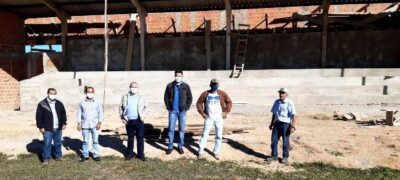 Prefeito Manoel Viais realiza vistoria nas obras do estádio Harnet Vargas