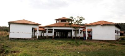 Vereador Marquinhos Lino cobra conclusão de escola na Aldeia Piracua