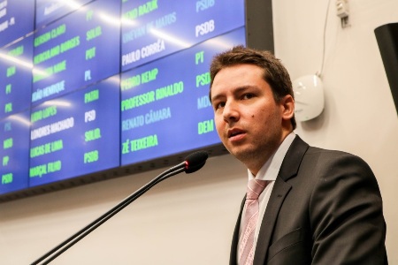 Sancionada lei que proíbe cobrança de débito em nome de terceiros