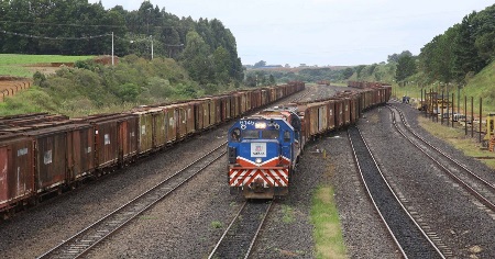 Estudo para ferrovia que vai ligar Maracaju a Cascavel deve ser assinado em julho no PR