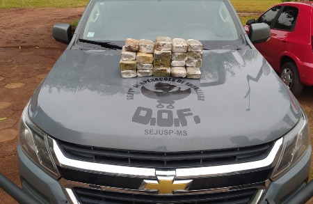 Mulher que levaria maconha para Campo Grande foi presa pelo DOF durante a Operação Hórus