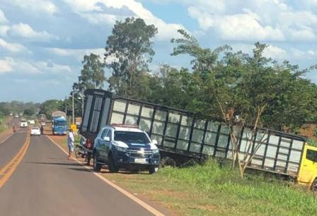 Acidente entre moto e caminhão deixa vítima fatal em Bela Vista