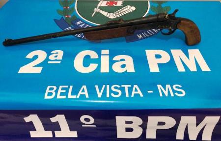 Polícia Militar em Bela Vista prende indivíduo por violência doméstica e posse irregular de arma de fogo
