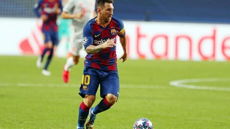 Messi comunica desejo de deixar o Barcelona, diz site