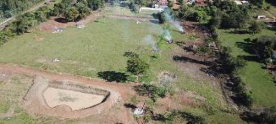 PMA de Jardim autua dono de chácara urbana por incêndio em resíduos de limpeza cuja a fumaça prejudicava a vizinhança
