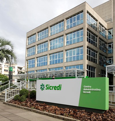 Standard & Poor’s concede nota BB- com perspectiva estável para Sicredi em rating global