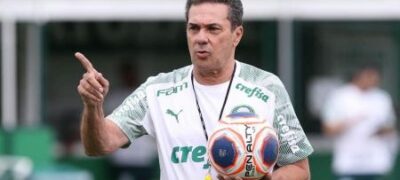 ‘Senhor Paulistão’, Luxa se isola como o maior vencedor da competição